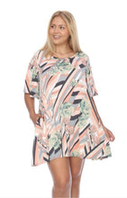 Load image into Gallery viewer, Plus Size Floral Dress with Pockets
