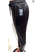 Load image into Gallery viewer, PU Leather Pants Black
