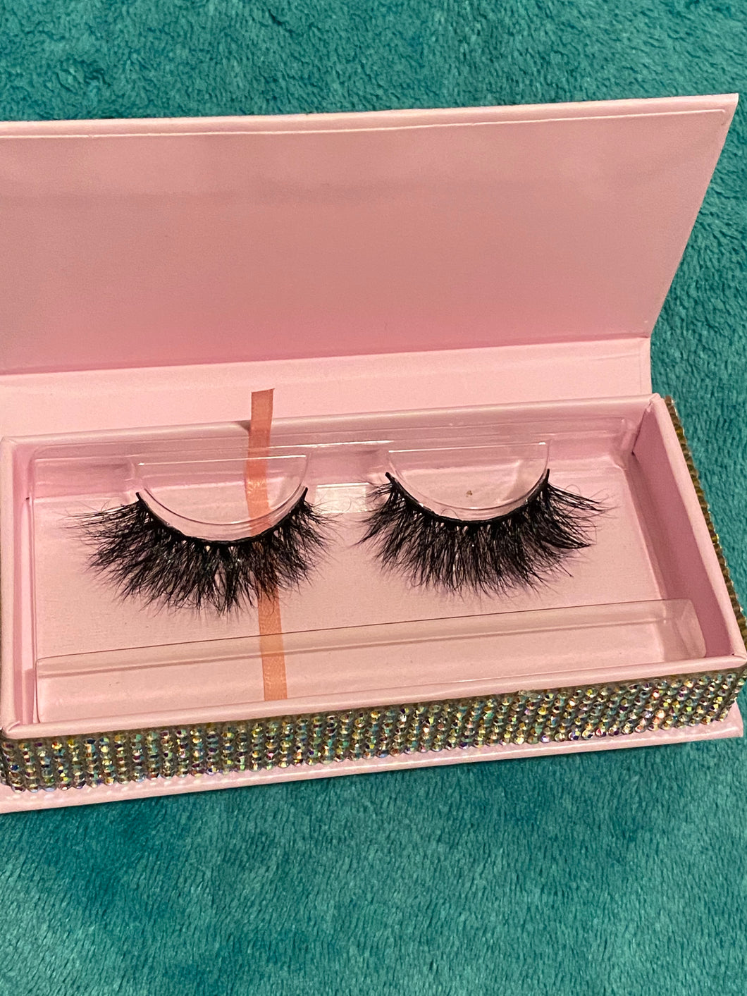 Lashes Nina's Boutique3