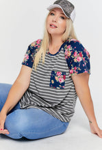 Load image into Gallery viewer, PLUS SIZE FLORAL STRIPE POCKET TEE
