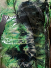 Load image into Gallery viewer, 2 Pc short and shirt set tie dye
